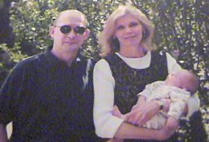 07-00_chuck_and_carol_with_matt.jpg