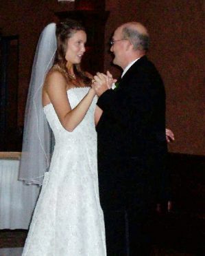 2004-09-25_angie_and_dad_dancing2.jpg