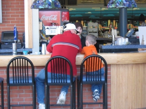 2005-02-05_bar_guys.jpg